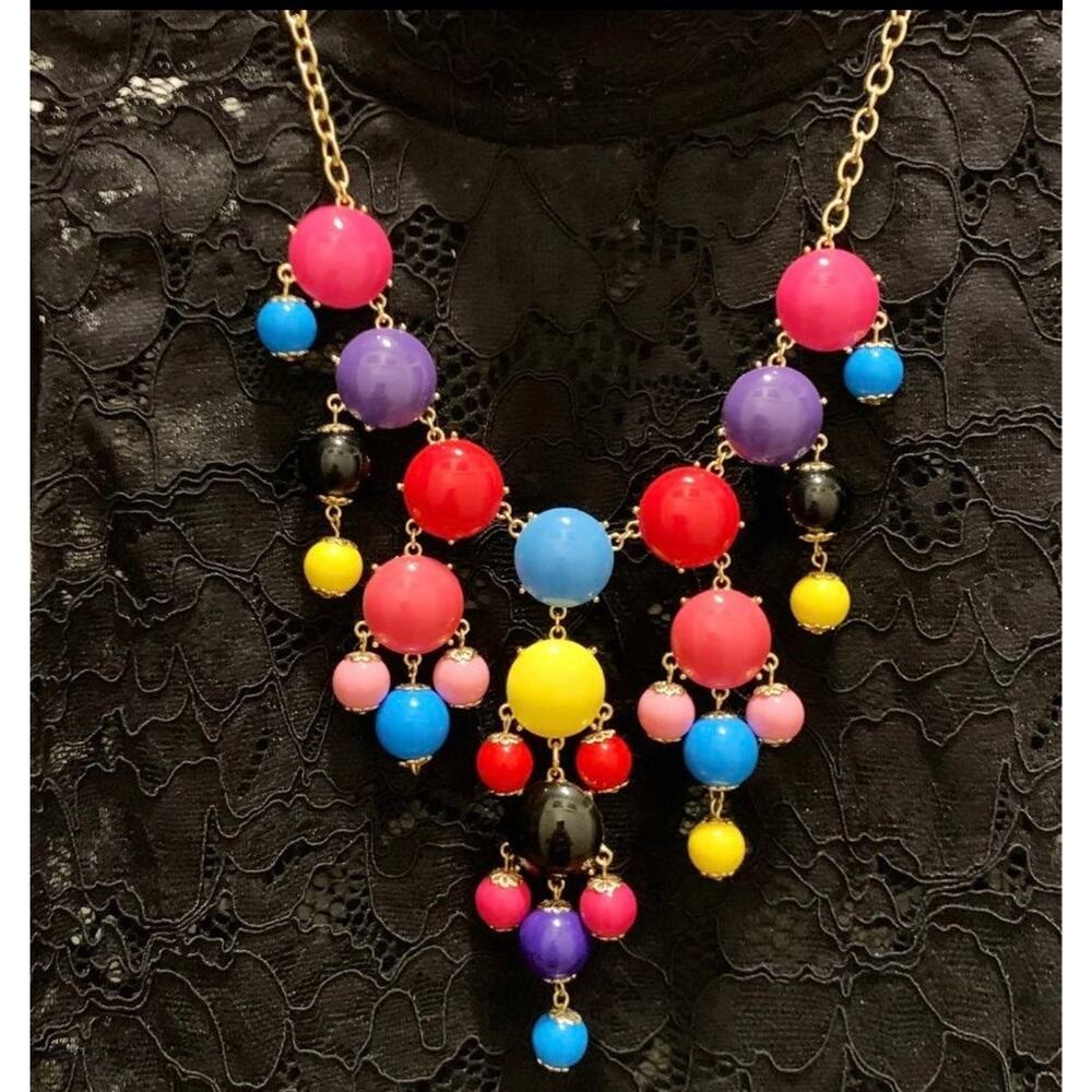 Chunky Bubble Gum Color Bib‎ Necklace